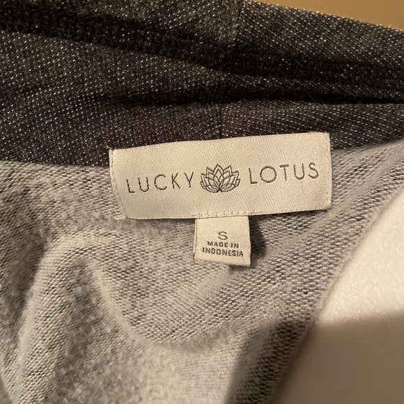 Sweater - Picture 3 of 3